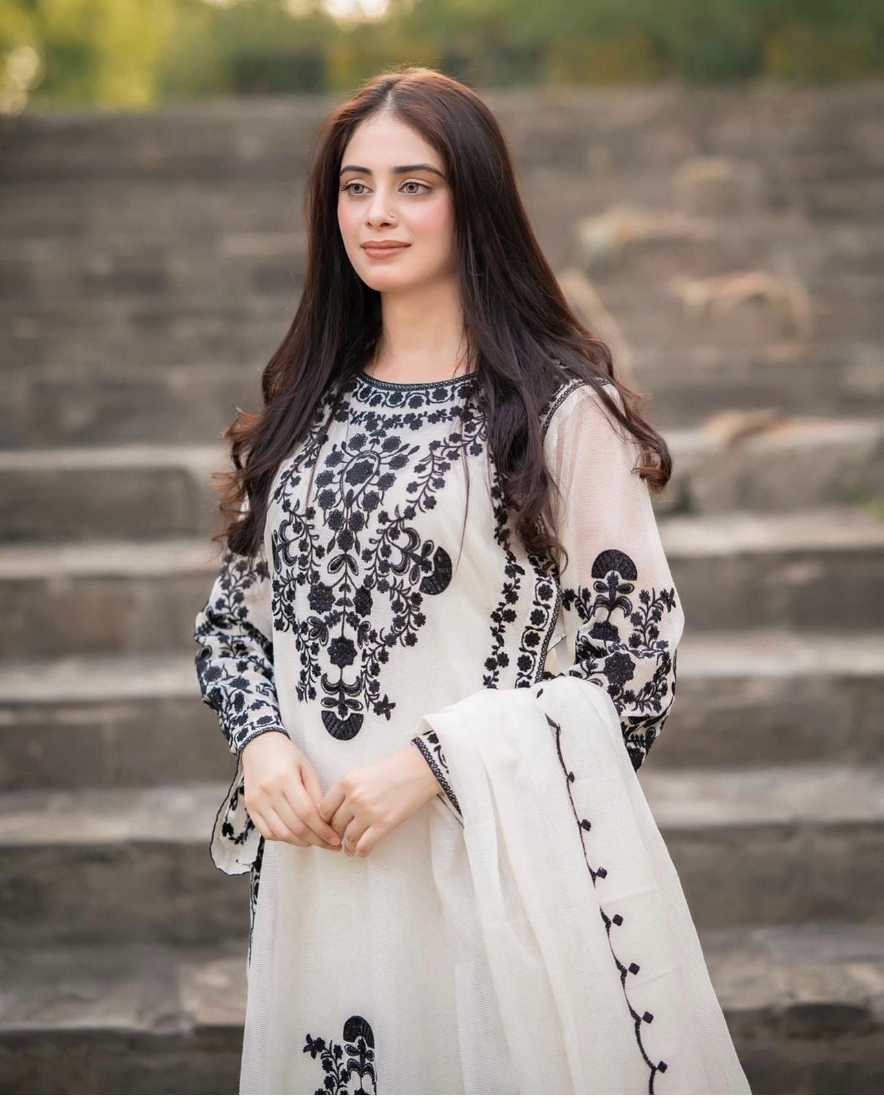 Dur-e-Fishan - 3 Piece Suit