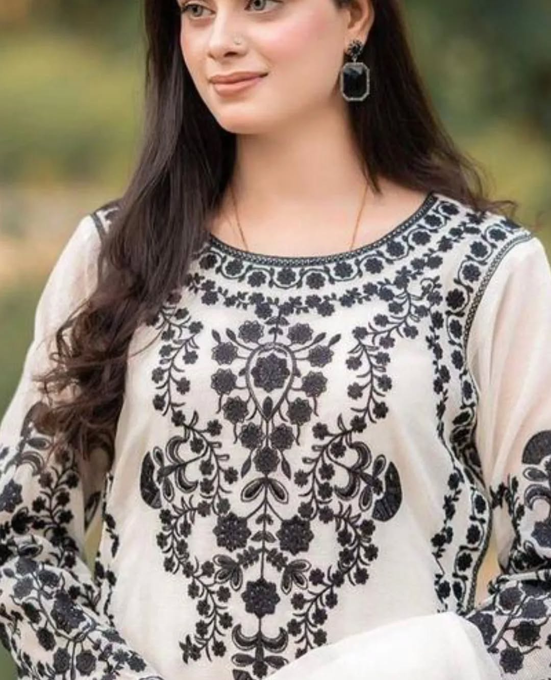 Dur-e-Fishan - 3 Piece Suit