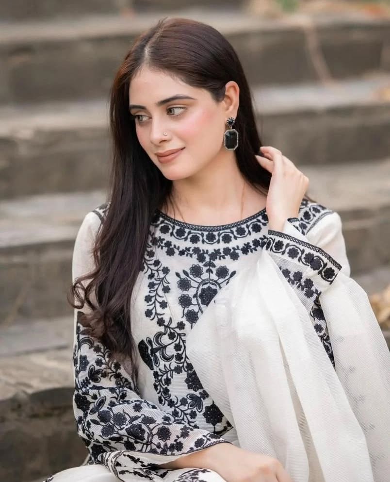 Dur-e-Fishan - 3 Piece Suit
