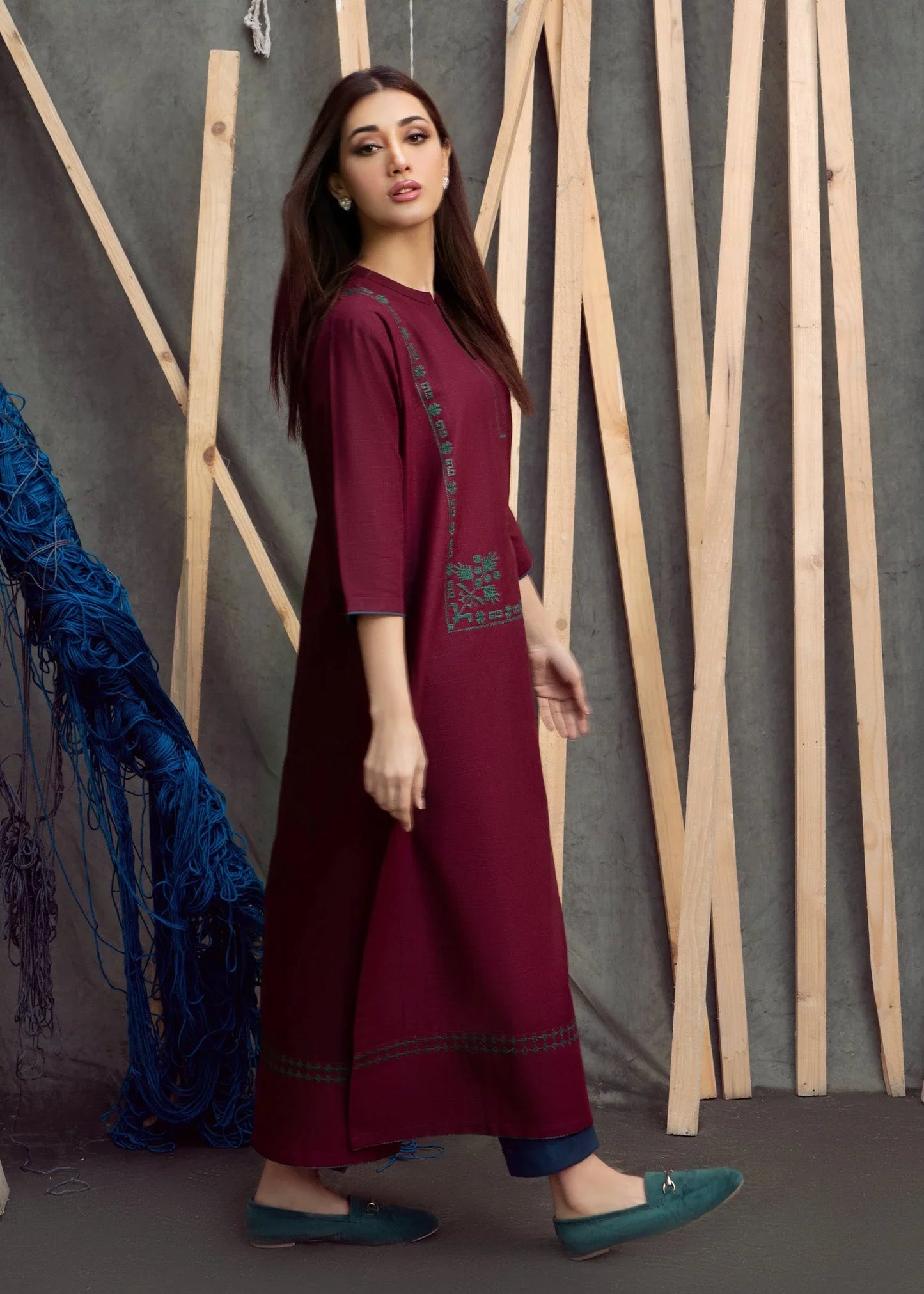 Sawera  Kurti