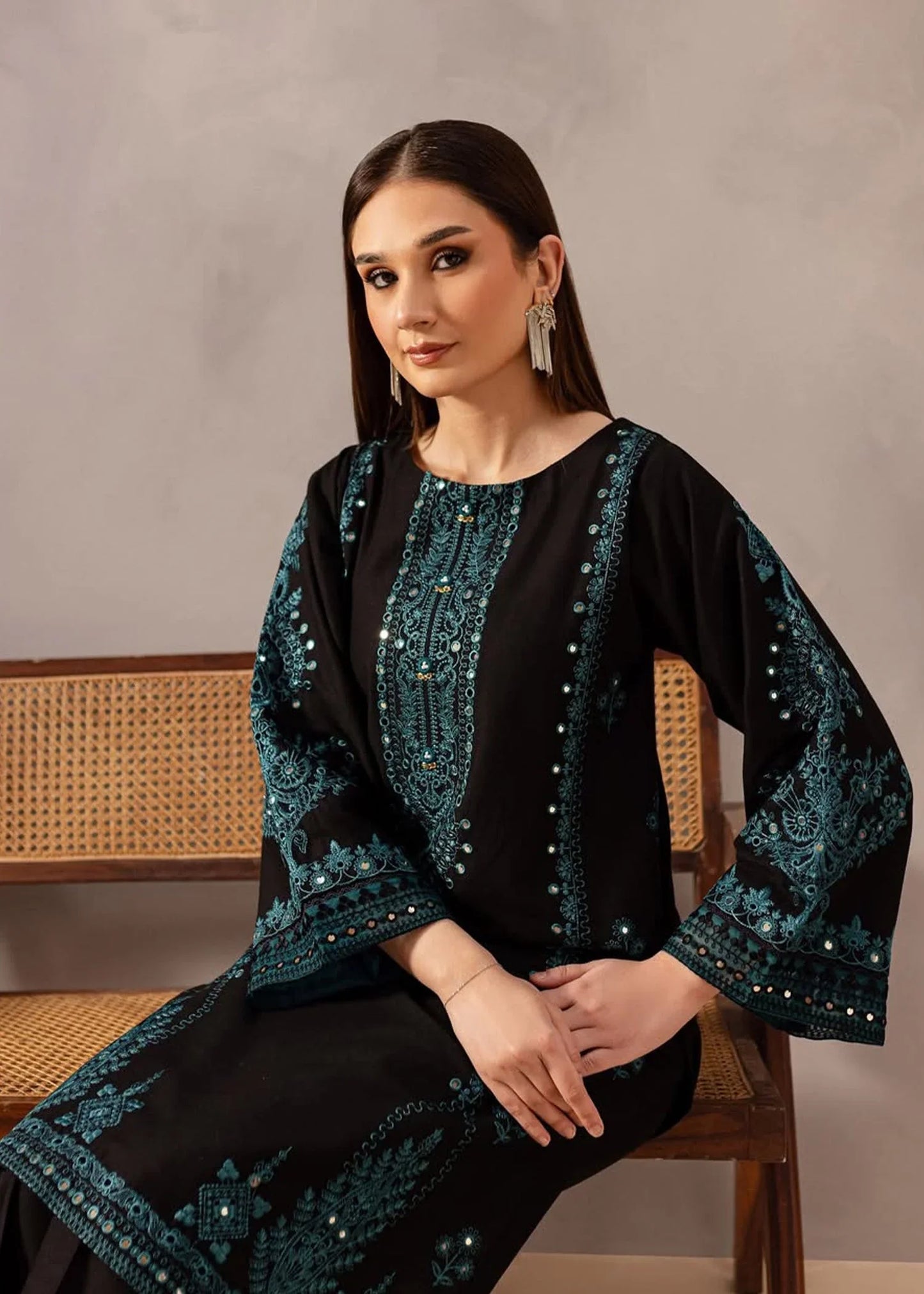 Kaamla - 2 Piece Suit