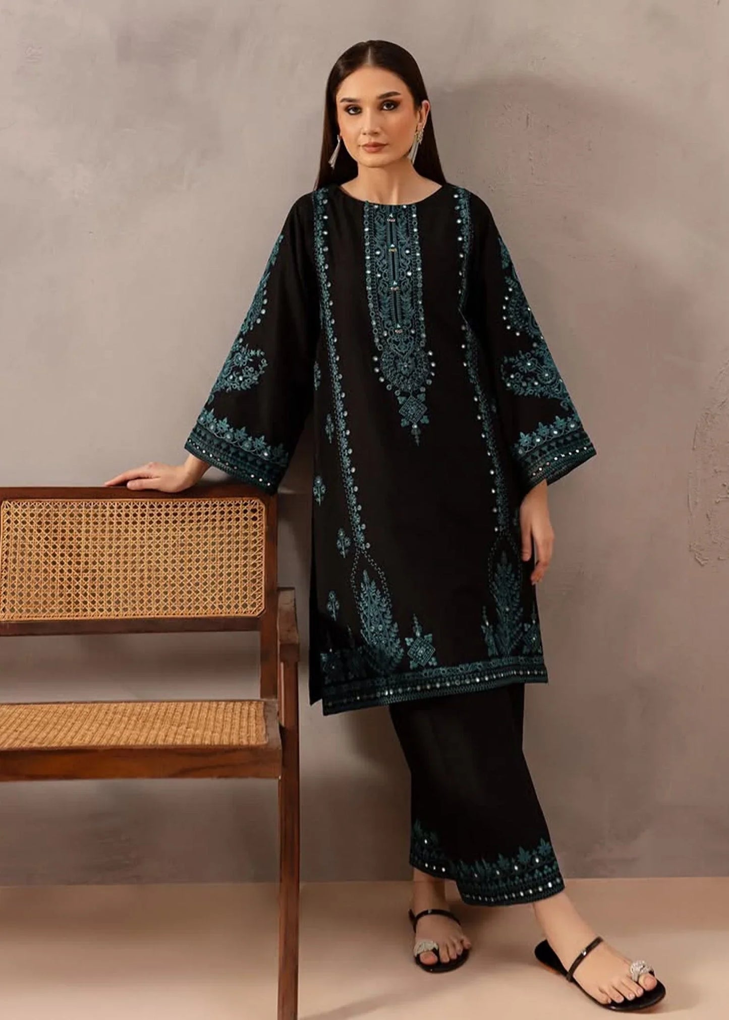 Kaamla - 2 Piece Suit