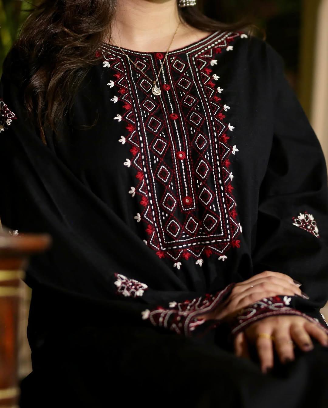 Black Luxe - 2 Piece Suit