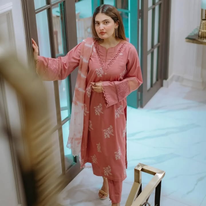 Jenifer - 3 Piece Suit