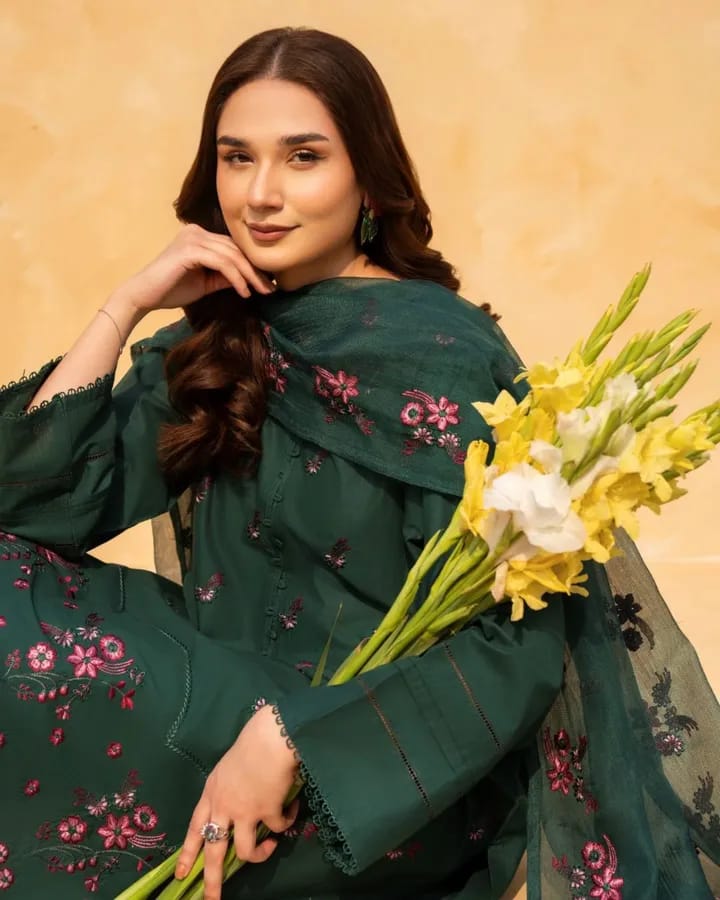 Green Zinnias - 3 Piece Suit